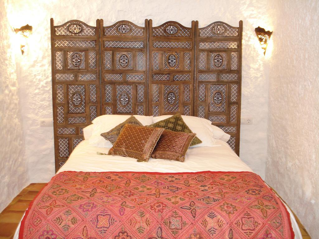 Villa Cueva De La Alegria Huéscar Zimmer foto